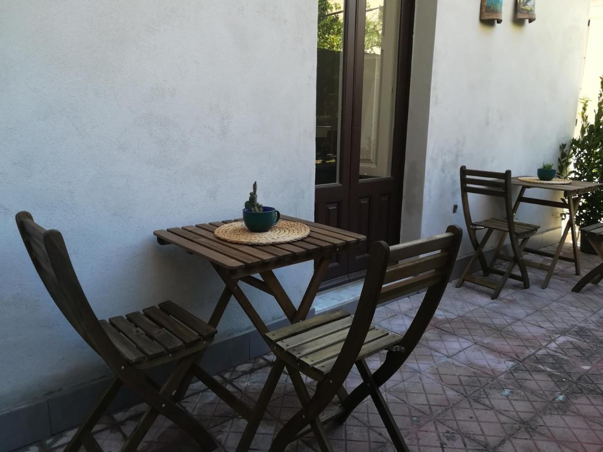 Fabrizi Bed & Breakfast Catania Bagian luar foto