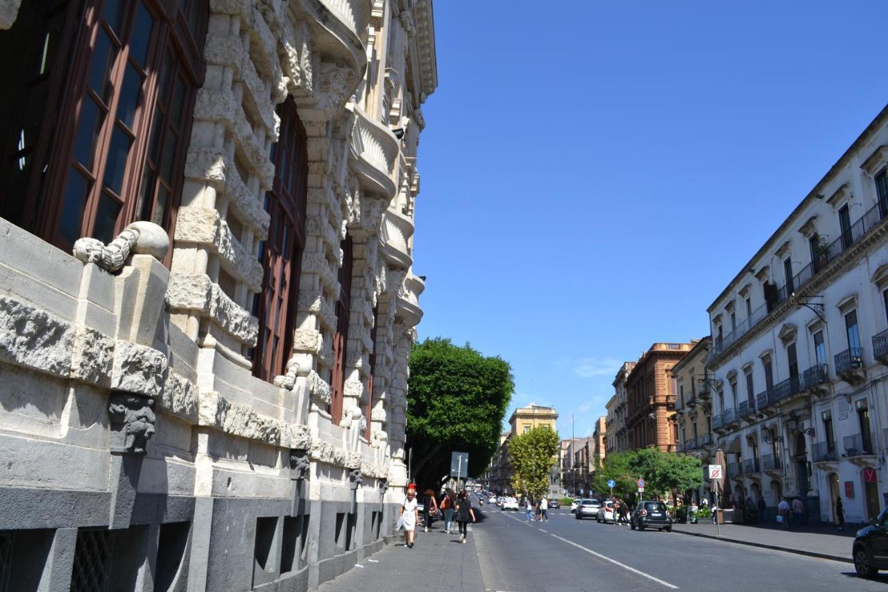 Fabrizi Bed & Breakfast Catania Bagian luar foto