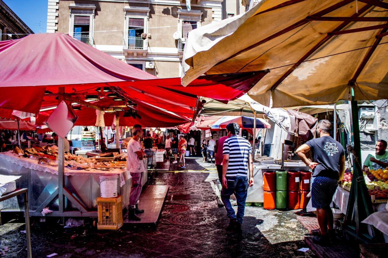 Fabrizi Bed & Breakfast Catania Bagian luar foto