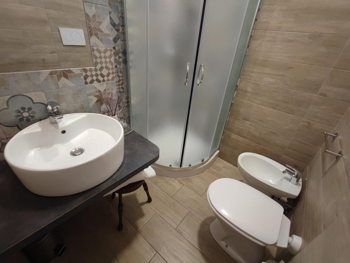 Fabrizi Bed & Breakfast Catania Bagian luar foto