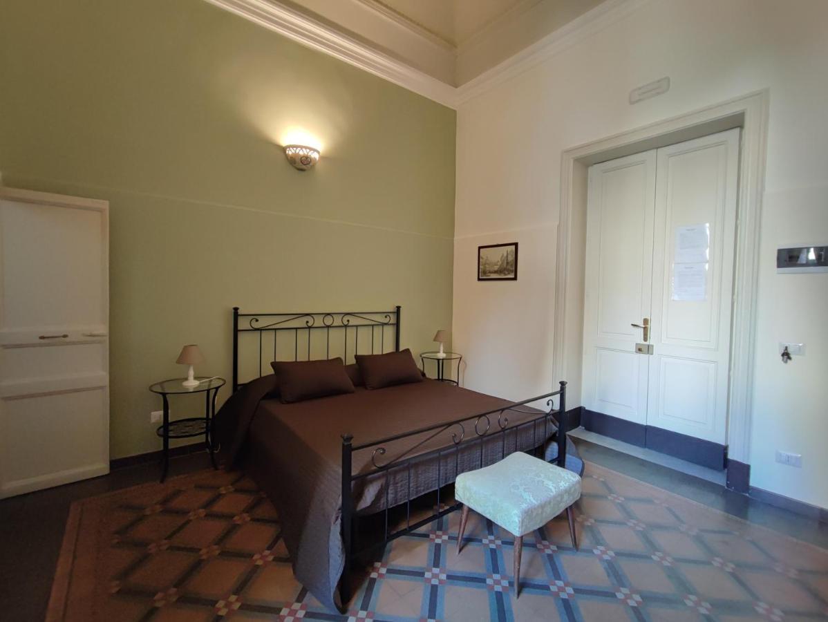 Fabrizi Bed & Breakfast Catania Bagian luar foto