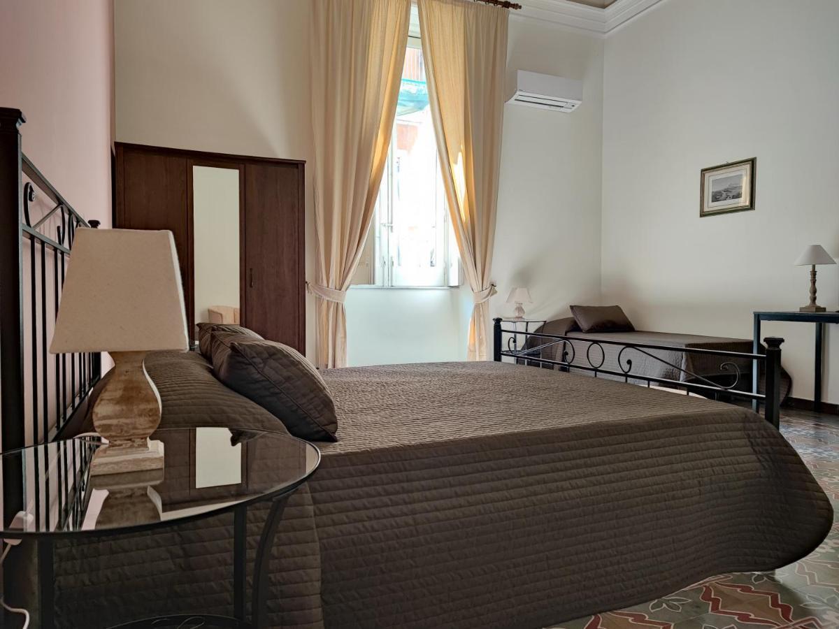 Fabrizi Bed & Breakfast Catania Bagian luar foto